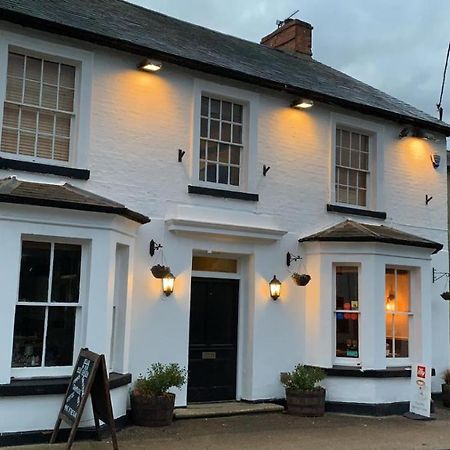 The Fox And Hounds Hotel Whittlebury Kültér fotó