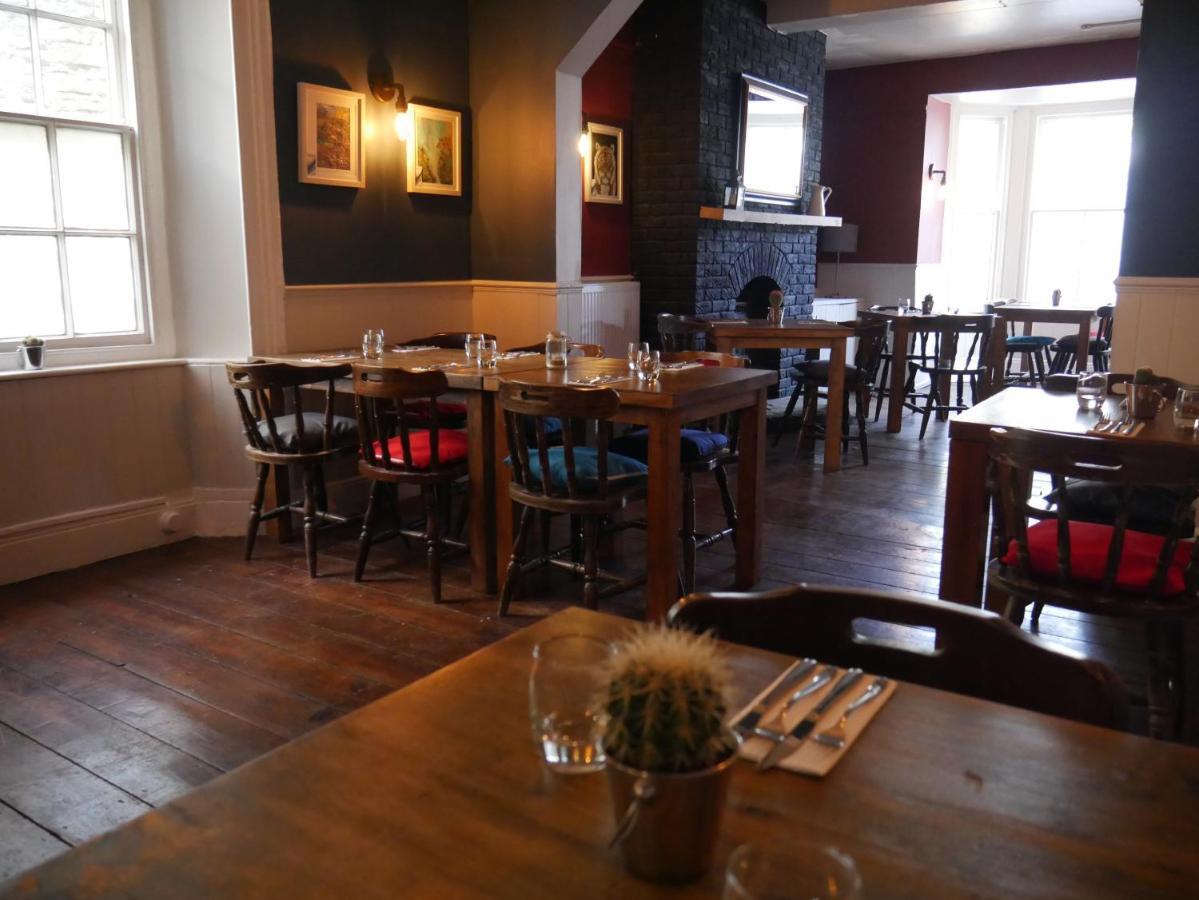 The Fox And Hounds Hotel Whittlebury Kültér fotó